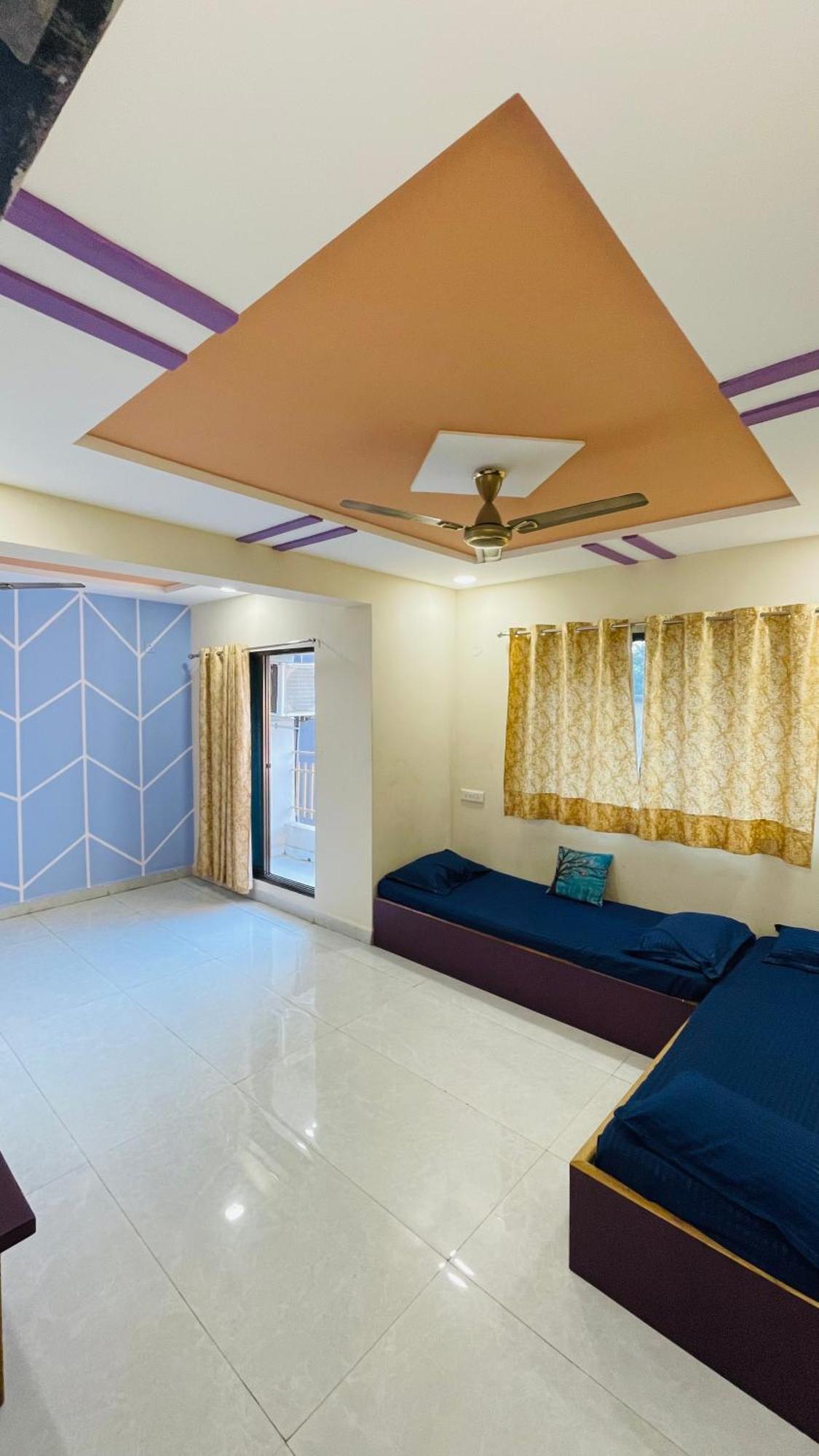 Hotel Devka House Daman Exteriér fotografie